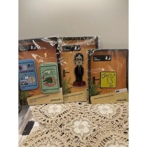 The Office Dwight Schrute Bobble Head Pin Culturefly Box Exc Dunder Mifflin